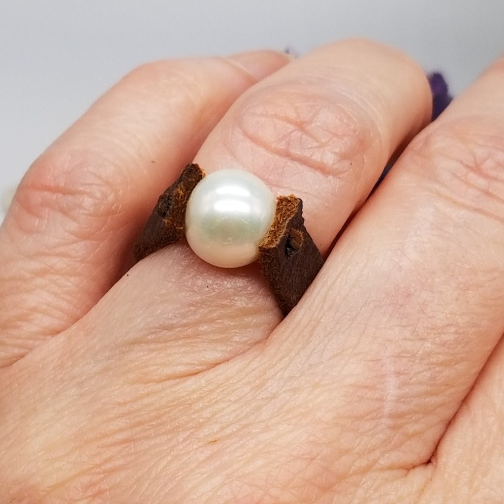 Leather and pearl, leather ring, Pearl ring